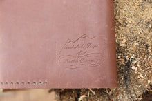 Load image into Gallery viewer, Leather bound Journal Brown